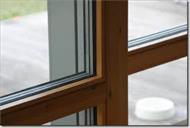 تأثیر نماهای شیشه ای دو جداره بر شرایط حرارتی داخل ساختمان